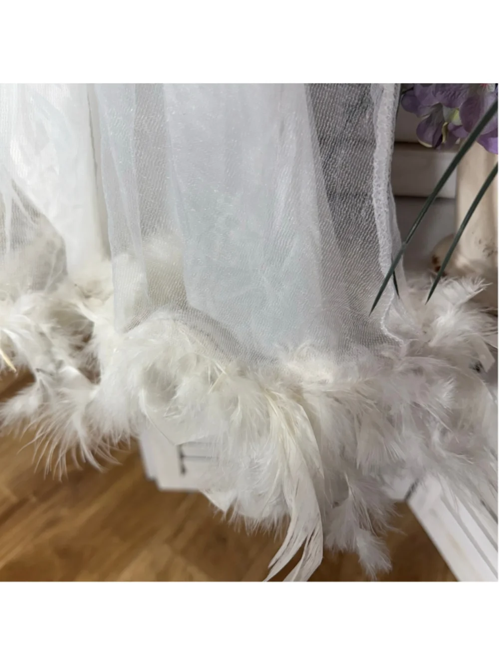 Feathered angel dress & wings Halloween costume white ivory lace feathers sz M